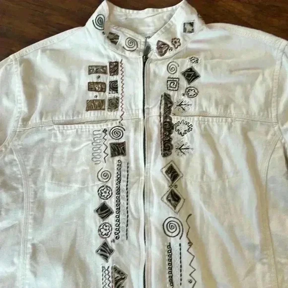 Units Zippered Embroidered Jacket - Picture 2 of 10